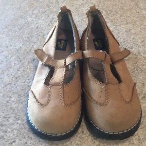 Girls suede Brown Oshkosh Shoes